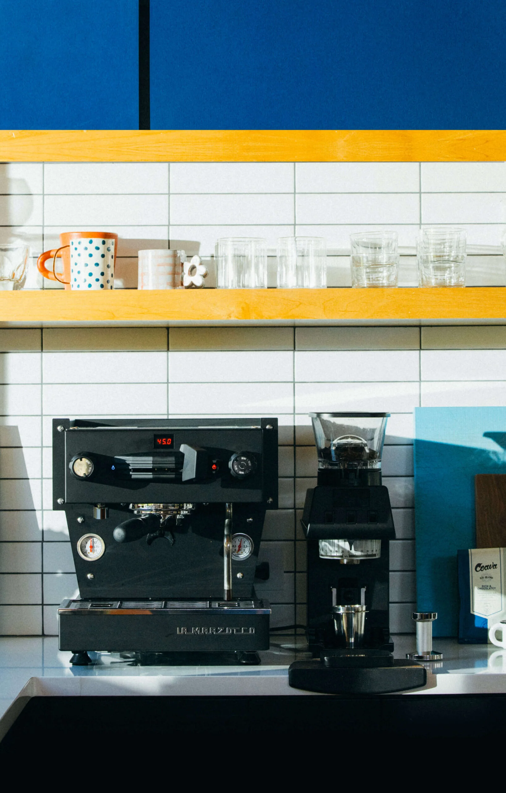 La Marzocco Linea mini R - Cool Touch - Black with free gift worth €130 - Image 2